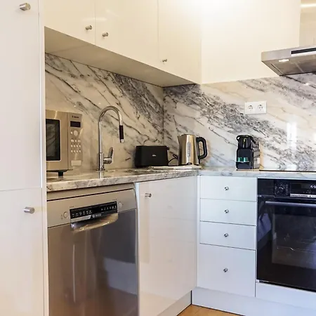 Haims By Checkloc Homes * Porto